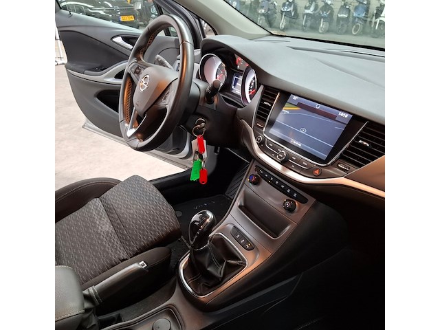 Personenauto, opel, astra 1.6 cdti - afbeelding 43 van  64