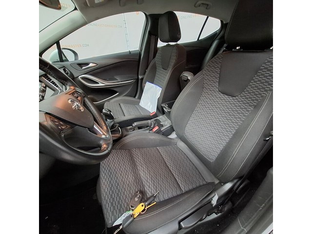 Personenauto, opel, astra 1.6 cdti - afbeelding 27 van  64