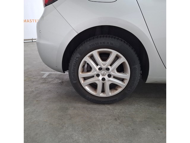 Personenauto, opel, astra 1.6 cdti - afbeelding 17 van  72