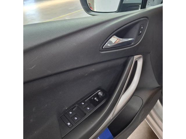Personenauto, opel, astra 1.6 cdti - afbeelding 30 van  72