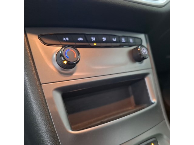 Personenauto, opel, astra 1.6 cdti - afbeelding 39 van  72