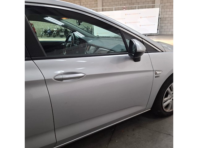 Personenauto, opel, astra 1.6 cdti - afbeelding 67 van  72