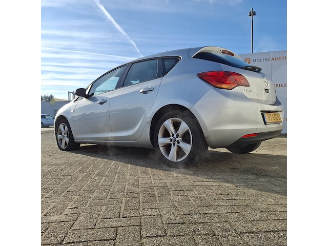 Personenauto opel, astra 1.6, grijs, bouwjaar 2010 - afbeelding 10 van  54