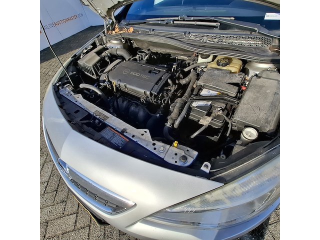 Personenauto opel, astra 1.6, grijs, bouwjaar 2010 - afbeelding 13 van  54