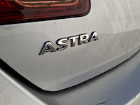 Personenauto opel, astra 1.6, grijs, bouwjaar 2010 - afbeelding 17 van  54