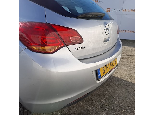 Personenauto opel, astra 1.6, grijs, bouwjaar 2010 - afbeelding 18 van  54