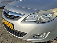 Personenauto opel, astra 1.6, grijs, bouwjaar 2010 - afbeelding 19 van  54