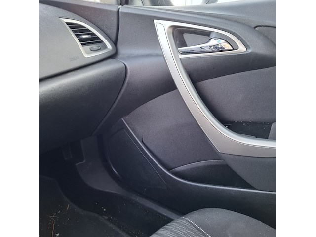 Personenauto opel, astra 1.6, grijs, bouwjaar 2010 - afbeelding 36 van  54