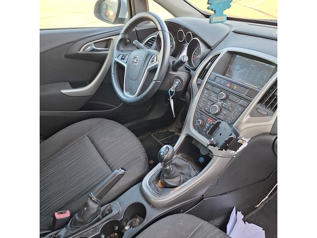 Personenauto opel, astra 1.6, grijs, bouwjaar 2010 - afbeelding 47 van  54