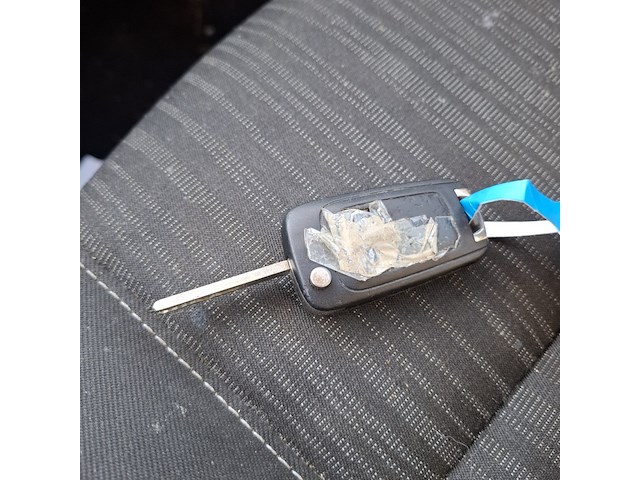 Personenauto opel, astra 1.6, grijs, bouwjaar 2010 - afbeelding 49 van  54