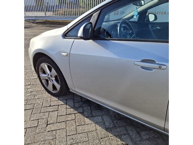 Personenauto opel, astra 1.6, grijs, bouwjaar 2010 - afbeelding 53 van  54