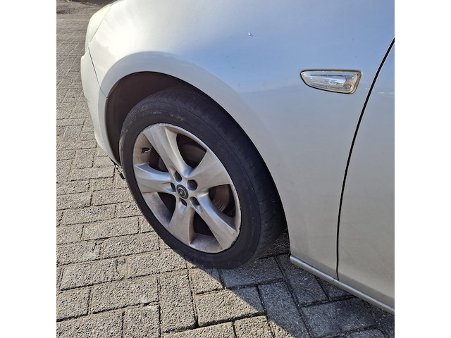 Personenauto opel, astra 1.6, grijs, bouwjaar 2010 - afbeelding 54 van  54