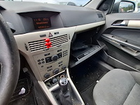 Personenauto, opel, astra, 1.6 temptation, 2007 - afbeelding 14 van  15