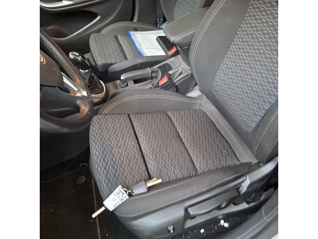 Personenauto, opel, astra 1.6d 120 jahrestart/stop, 2019 - afbeelding 35 van  74