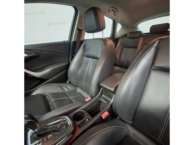Personenauto, opel, astra, 2.0 cdti sport, 2010 - afbeelding 40 van  73