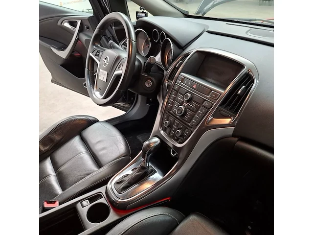 Personenauto, opel, astra, 2.0 cdti sport, 2010 - afbeelding 48 van  73