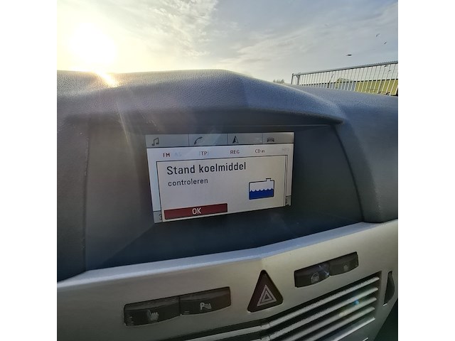 Personenauto, opel, astra, 2006 - afbeelding 16 van  38