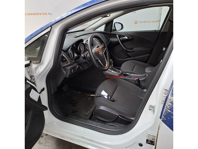 Personenauto, opel, astra, 2012 - afbeelding 18 van  56