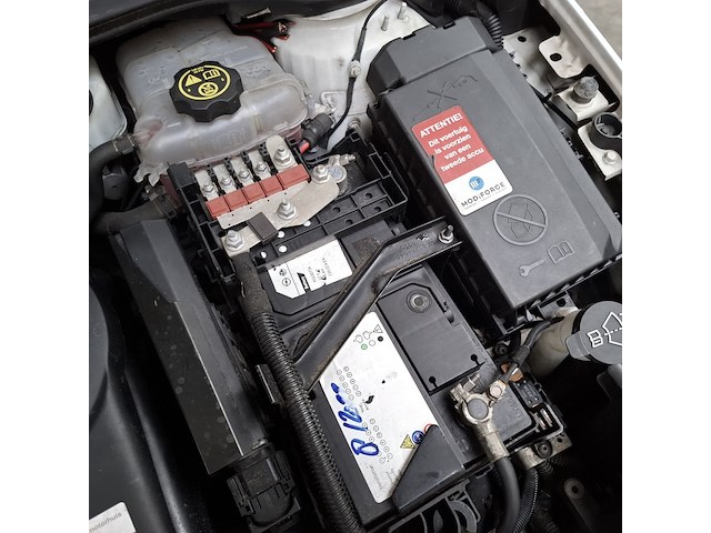 Personenauto, opel, astra, 2012 - afbeelding 43 van  56