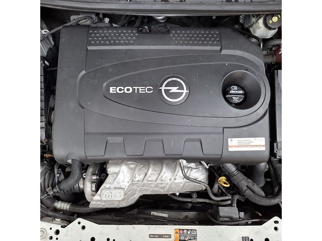 Personenauto, opel, astra, 2012 - afbeelding 44 van  56