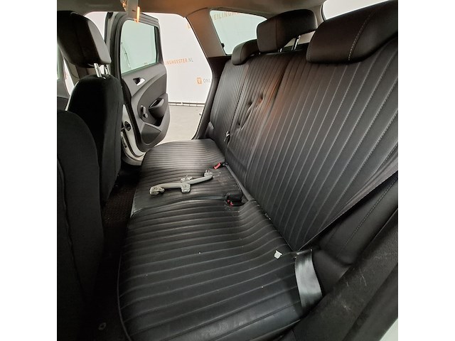 Personenauto, opel, astra, 2014 - afbeelding 36 van  69