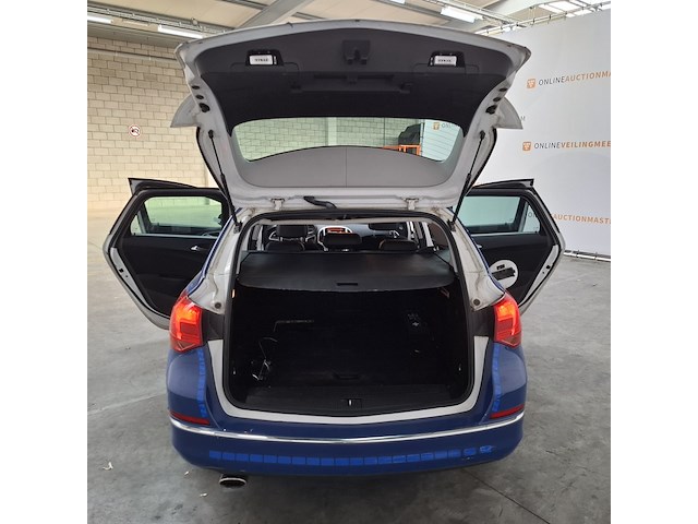 Personenauto, opel, astra, 2014 - afbeelding 38 van  69