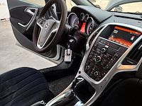 Personenauto, opel, astra, 2014 - afbeelding 43 van  69