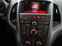 Personenauto, opel, astra, 2014 - afbeelding 18 van  28