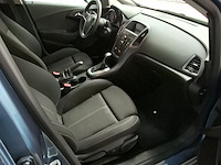 Personenauto, opel, astra, 2014 - afbeelding 19 van  28