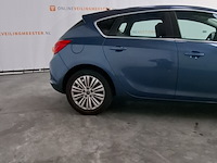 Personenauto, opel, astra, 2014 - afbeelding 26 van  28