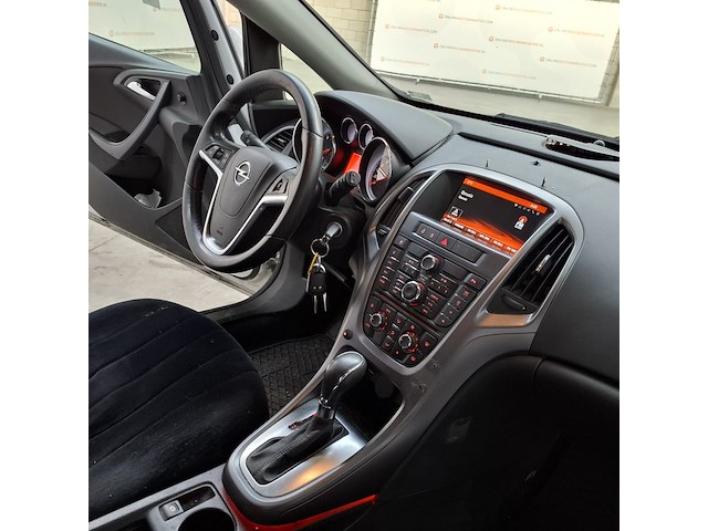 Personenauto, opel, astra, 2015 - afbeelding 36 van  62