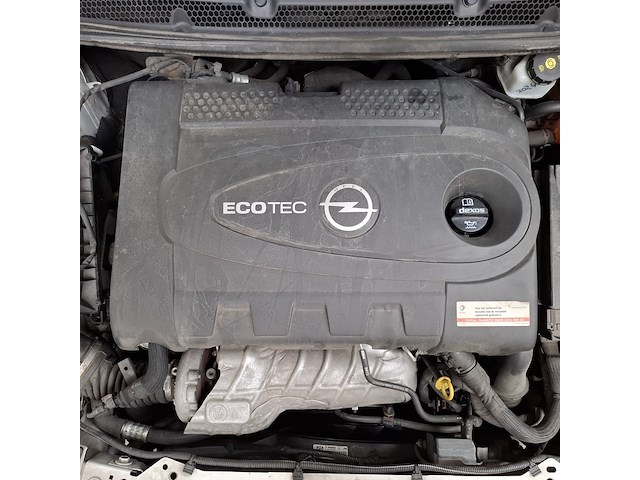 Personenauto, opel, astra, 2015 - afbeelding 47 van  62