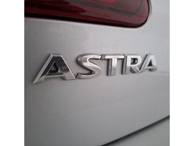 Personenauto, opel, astra , 2015 - afbeelding 43 van  52