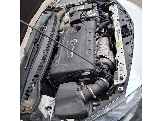 Personenauto, opel, astra, 2015 - afbeelding 13 van  23