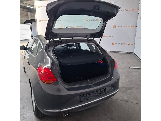 Personenauto, opel, astra, 2015 - afbeelding 16 van  33