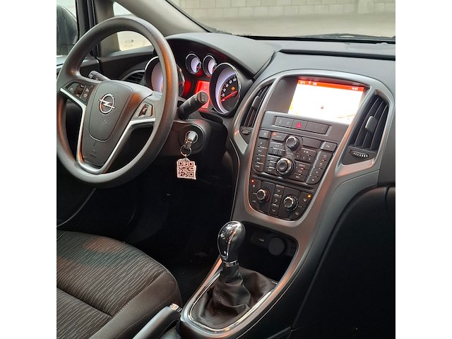 Personenauto, opel, astra, 2015 - afbeelding 21 van  33