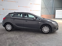 Personenauto, opel, astra, 2015 - afbeelding 28 van  33
