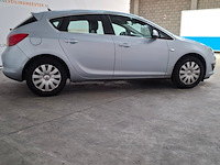 Personenauto, opel, astra, 2015 - afbeelding 23 van  29