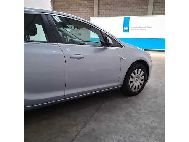 Personenauto, opel, astra, 2015 - afbeelding 25 van  29