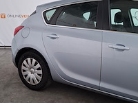 Personenauto, opel, astra, 2015 - afbeelding 26 van  29