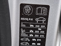 Personenauto, opel, astra, 2017 - afbeelding 38 van  45