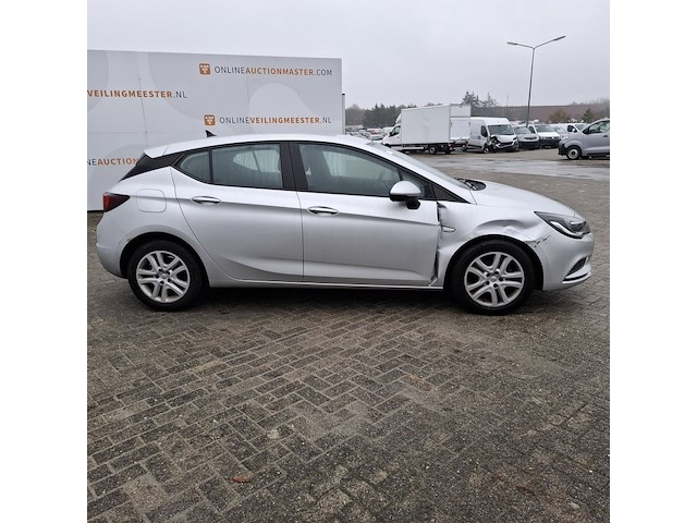 Personenauto, opel, astra, 2017 - afbeelding 34 van  45