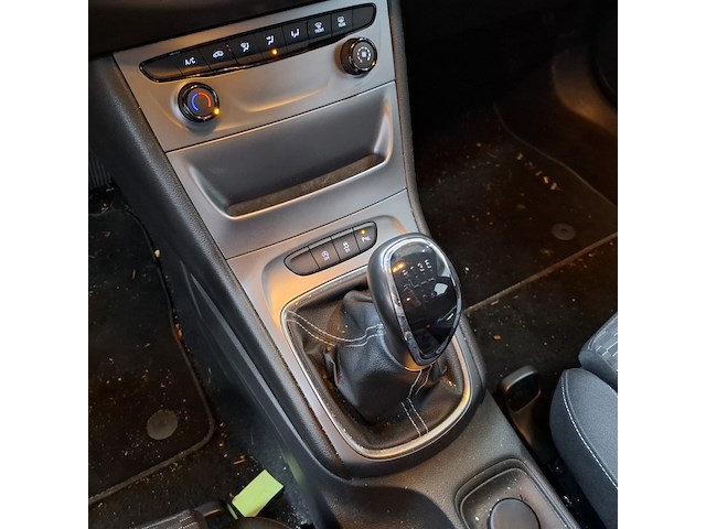 Personenauto, opel, astra, 2018 - afbeelding 22 van  52