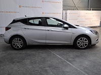Personenauto, opel, astra, 2018 - afbeelding 34 van  52