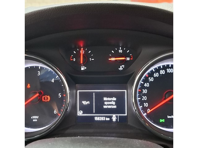 Personenauto, opel, astra, 2018 - afbeelding 10 van  31