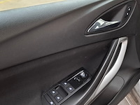 Personenauto, opel, astra, 2018 - afbeelding 31 van  73
