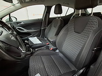 Personenauto, opel, astra, 2018 - afbeelding 35 van  73