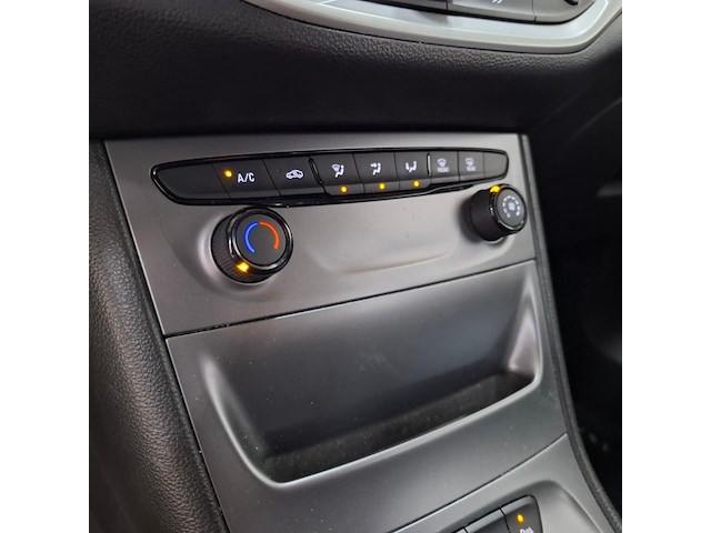 Personenauto, opel, astra, 2018 - afbeelding 40 van  73