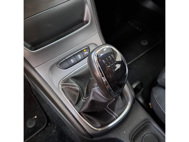 Personenauto, opel, astra, 2018 - afbeelding 41 van  73