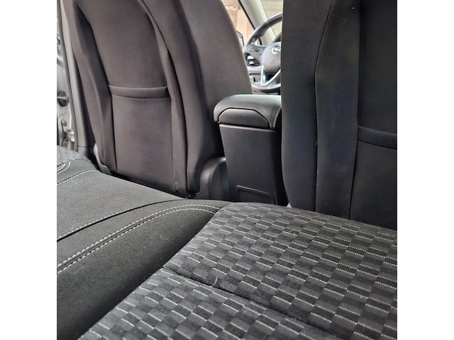 Personenauto, opel, astra, 2018 - afbeelding 50 van  73